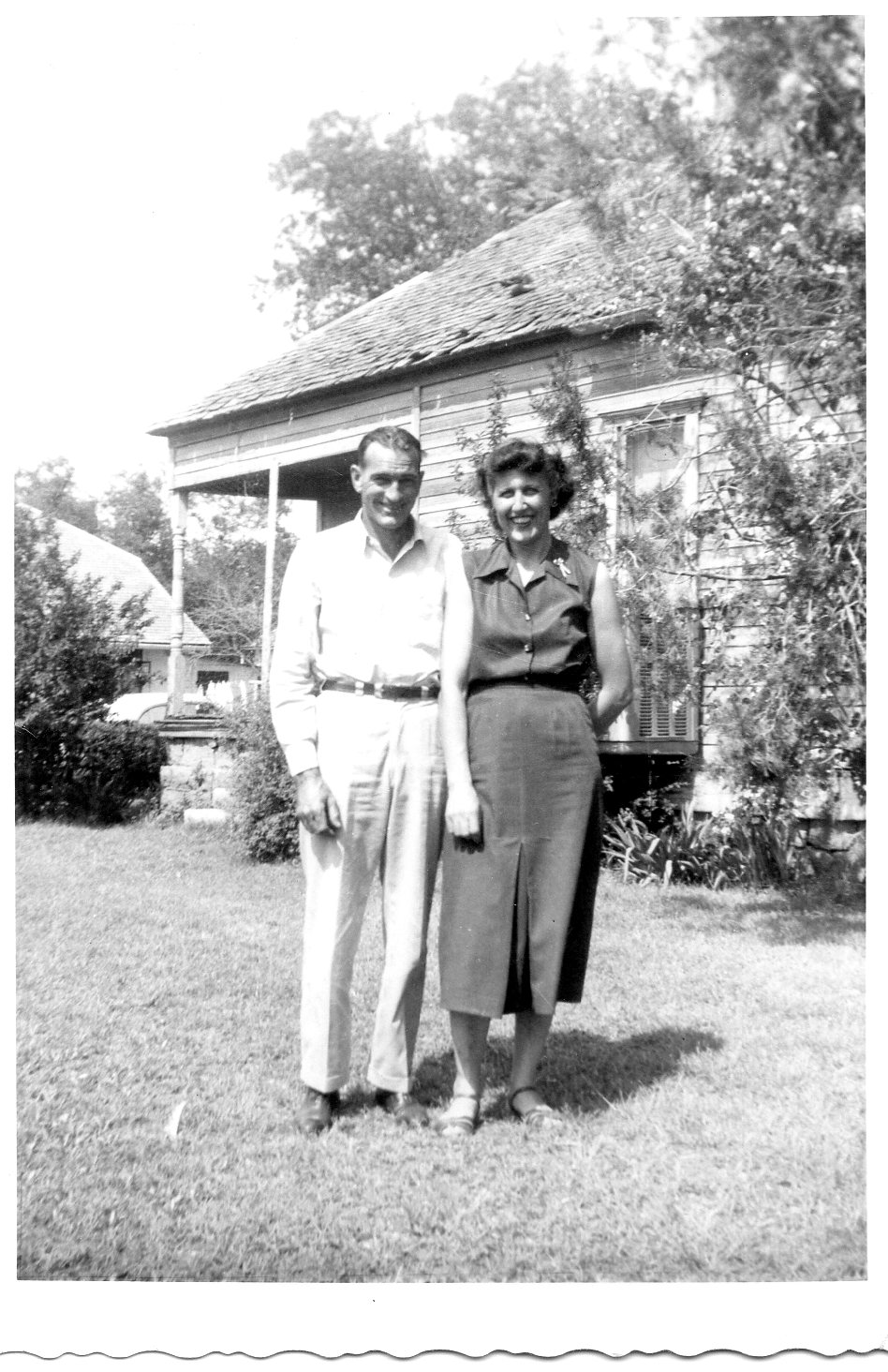 Grandma and grandpa with old fashioned living. #TexasHomesteader