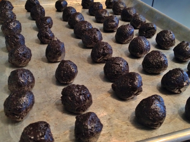 To show me his love, RancherMan made homemade Mint Chocolate Oreo Truffles for my Valentine's Day gift. They were delicious! Check out our recipe. #TexasHomesteader