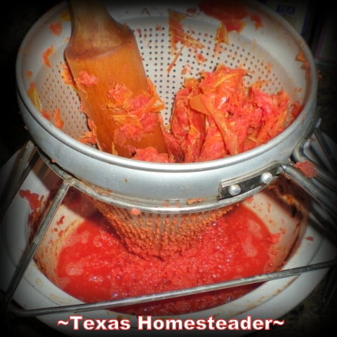 I found a great deal on fresh tomatoes & decided I would make them into tomato sauce, something I use quite a bit in my kitchen. EASY! #TexasHomesteader