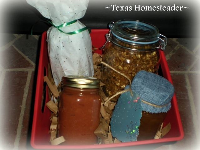 A Roundup of my CHRISTMAS POSTS - homemade gift ideas, decorating, celebrating and wrapping ideas. Grab some coffee & come stay a spell... #TexasHomesteader