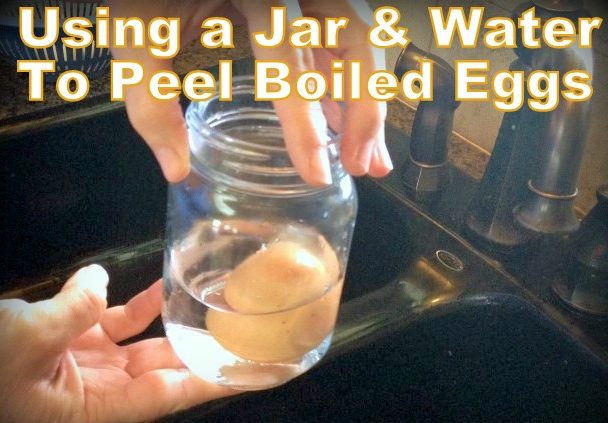 how do you peel an egg in a jar