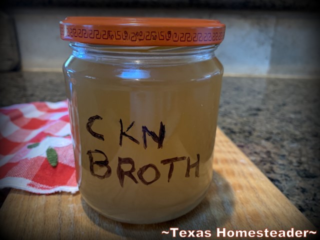 Chicken broth label written on glass jar with permanent marker - can be easily scrubbed off later. #TexasHomesteader