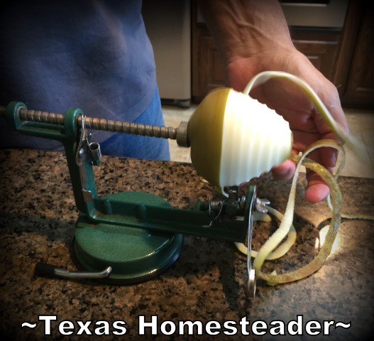 Apple peeler helps peel, core and slice pears quick & easy. #TexasHomesteader