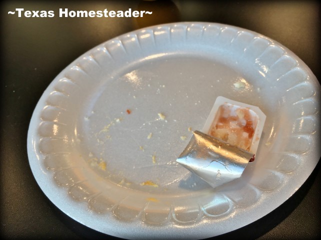 Less Dining Trash. I've found some simple solutions to the use-once, throw-away disposables when eating out. Come see what I did! #TexasHomesteader