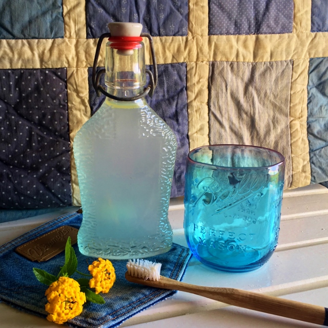 Making my own Homemade Minty Mouthwash helps me toward the zero-waste lifestyle I strive for. And using only simple ingredients, too! #TexasHomesteader