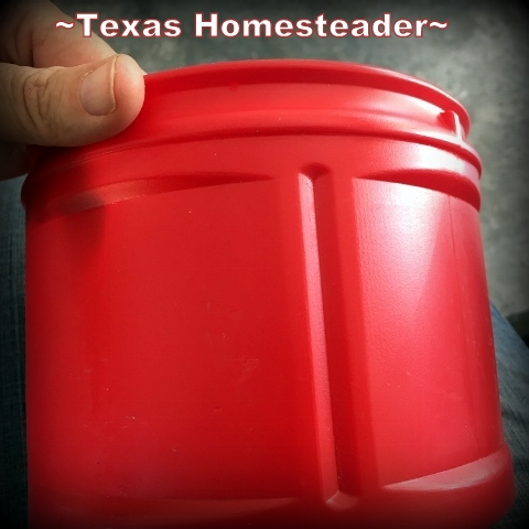 There's a trick to removing the print from a plastic coffee can. #TexasHomesteader
