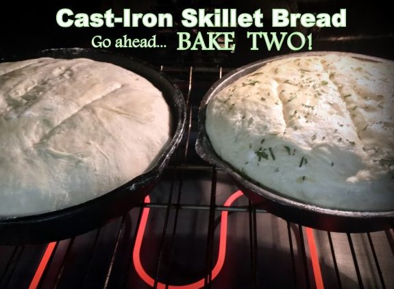 Easy Rosemary Skillet Bread Recipe. A delicious no-knead bread baked in a cast iron skillet & seasoned with fresh rosemary. #TexasHomesteader