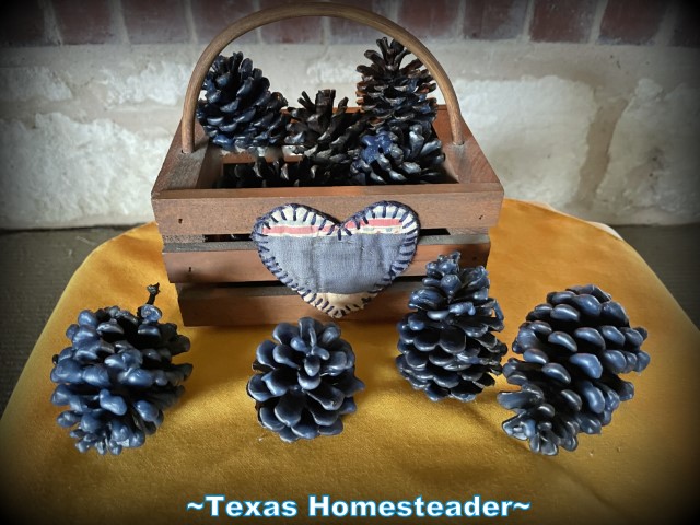 Blue wax covered pinecones a nice inexpensive gift for fire starters. #TexasHomesteader